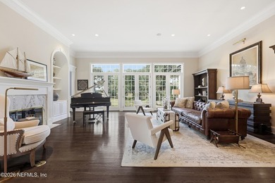 Welcome to this extraordinary single-level brick estate where - photo 19