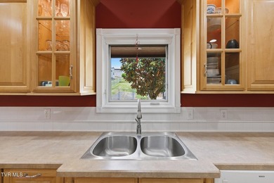 Welcome to your dream lakefront retreat on the pristine shores - photo 20