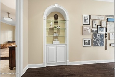 Welcome to this extraordinary single-level brick estate where - photo 22