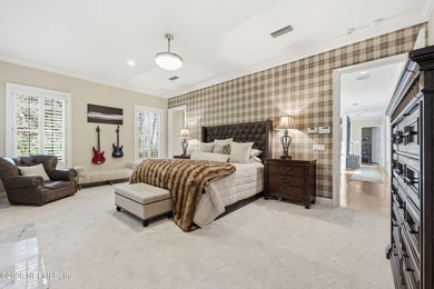 Welcome to this extraordinary single-level brick estate where - photo 24