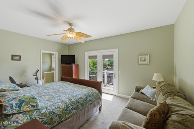Welcome to your dream lakefront retreat on the pristine shores - photo 26