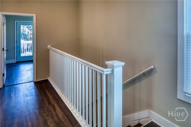 Exceptional opportunity to own a fully renovated duplex in - photo 5