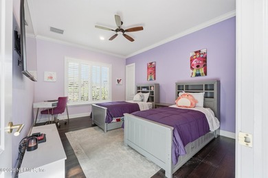 Welcome to this extraordinary single-level brick estate where - photo 42