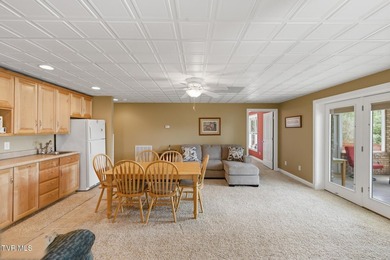 Welcome to your dream lakefront retreat on the pristine shores - photo 42