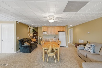 Welcome to your dream lakefront retreat on the pristine shores - photo 43