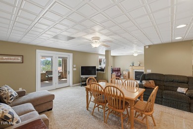 Welcome to your dream lakefront retreat on the pristine shores - photo 46