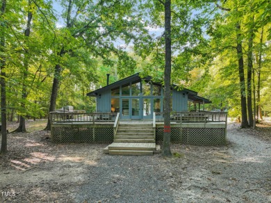 Beautiful LAKEFRONT with DOCK Kerr Lake cottage. 3 BR 2 Full - Lake Home Sale Pending in Clarksville, Virginia