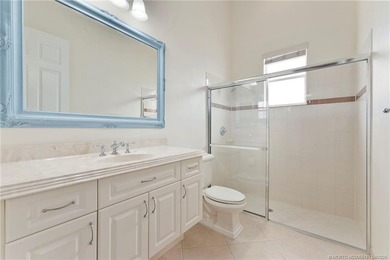 Beautifully appointed concrete block 3BR/3BA home with a split - photo 13