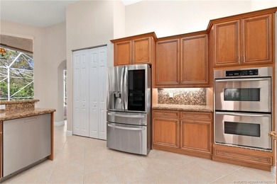 Beautifully appointed concrete block 3BR/3BA home with a split - photo 15