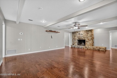 Villa San Jose charmer at 8677 San Servera Drive W! This roomy 3 - photo 17