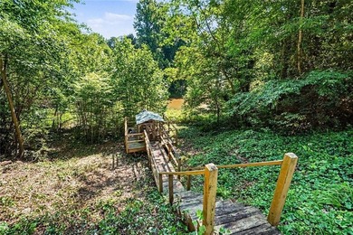 LIFESTYLE & LOCATION!

If you've missed out on a property in - photo 18