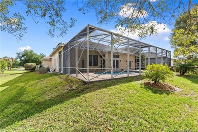 Beautifully appointed concrete block 3BR/3BA home with a split - photo 36