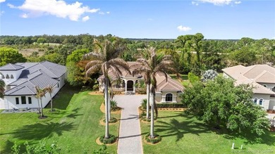 Beautifully appointed concrete block 3BR/3BA home with a split - photo 39