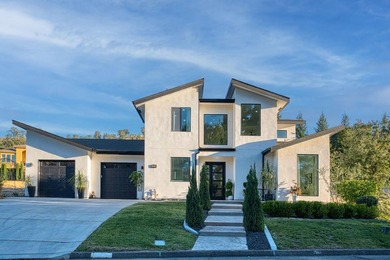 Welcome to one of Brighton Crest's most exceptional residences - photo 1