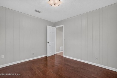 Villa San Jose charmer at 8677 San Servera Drive W! This roomy 3 - photo 44