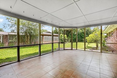 Villa San Jose charmer at 8677 San Servera Drive W! This roomy 3 - photo 47