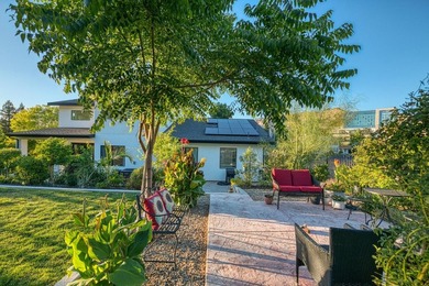 Welcome to one of Brighton Crest's most exceptional residences - photo 9