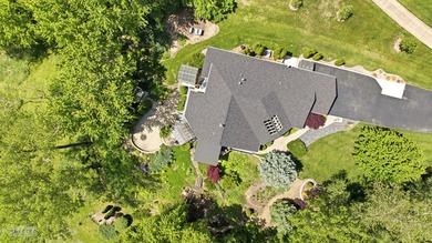 Perfectly positioned on a private 2 acre riverfront cul-de-sac - photo 3