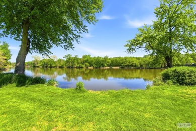 Perfectly positioned on a private 2 acre riverfront cul-de-sac - photo 6