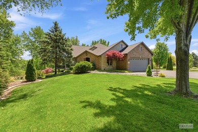 Perfectly positioned on a private 2 acre riverfront cul-de-sac - photo 10