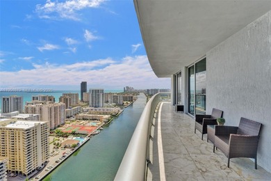 Stunning 3BED, 3BATH penthouse residence offering over 180?
