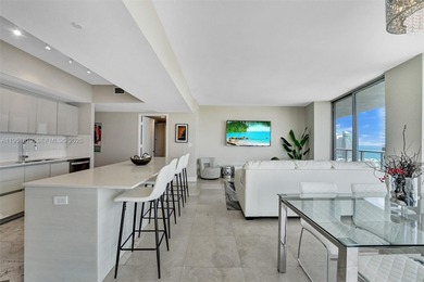 Stunning 3BED, 3BATH penthouse residence offering over 180?