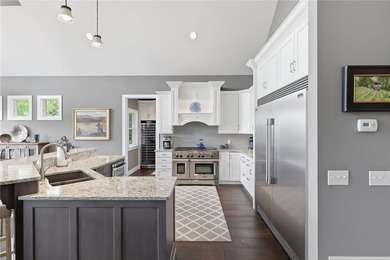 Welcome to this custom-built, quality 2015 residence perfectly - photo 12