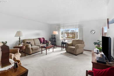 Welcome to easy riverfront living! This well-maintained - photo 15
