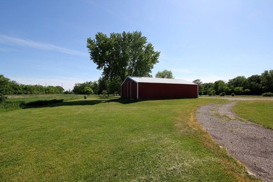 Bring your Chickens, Horses and Cows to this 5.72 acre Farmette! - photo 16