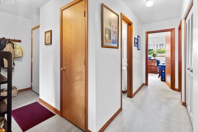 Welcome to easy riverfront living! This well-maintained - photo 16