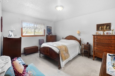Welcome to easy riverfront living! This well-maintained - photo 17