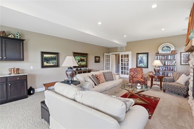 Welcome to this custom-built, quality 2015 residence perfectly - photo 23