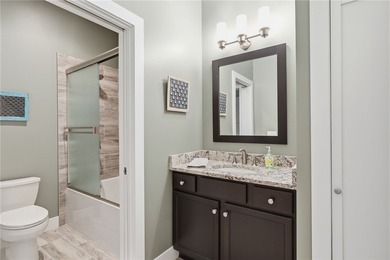 Welcome to this custom-built, quality 2015 residence perfectly - photo 28