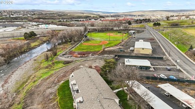 Welcome to easy riverfront living! This well-maintained - photo 30