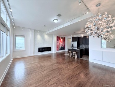 Open House 4/18/26 2:00-3:00 pm Welcome home to 8D - a true - photo 10