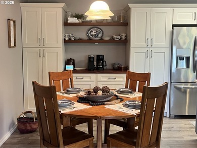 Discover coastal living just half a mile from beautiful Harris - photo 7