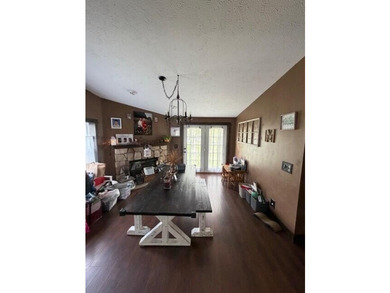 Charming Apple Valley residence on a generous half-acre lot - photo 15