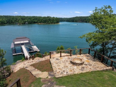 This home is b built by one of the top builders on Smith Lake - photo 7