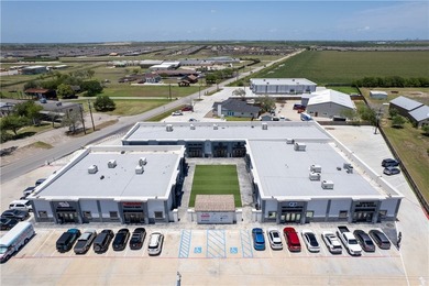 Great Opportunity to own the first plaza built in the London - photo 1