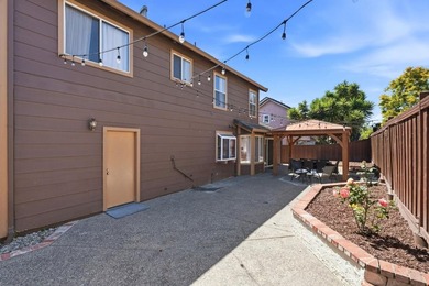 Welcome to 263 Sandstone Dr, a 1989-built Contemporary - photo 36