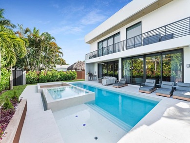 A refined take on modern luxury with fresh compositions enhanced - photo 2