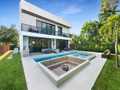 A refined take on modern luxury with fresh compositions enhanced - photo 4