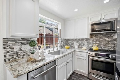 Welcome to 263 Sandstone Dr, a 1989-built Contemporary - photo 46