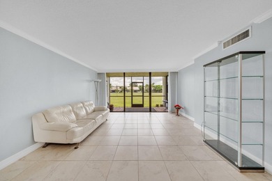 Wonderfully renovated 2 bedrooms, 2 bath condo unit in great - photo 8