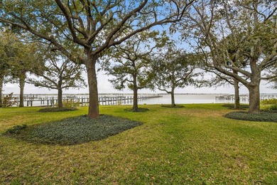 Spanning more than 200 feet of protected shoreline, this rare - photo 9