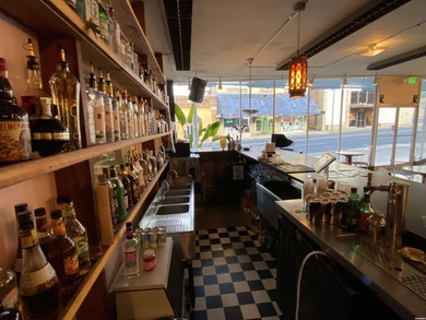 Heart of city & entry block to Downtown area with 22,000sqf of