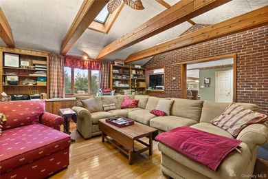 WATERFRONT HOME IN THE COVETED MAGOUN LANDING This is a - photo 8