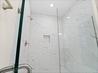 Up to 4% back for closing costs / rate buy down for this TRUE - photo 33