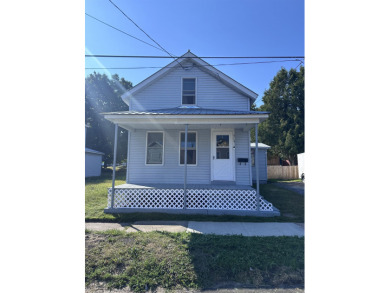 Lake Home Sale Pending in Ogdensburg, New York