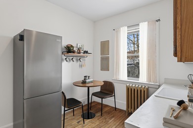 A three-minute walk from the Portland Museum of Art, the State